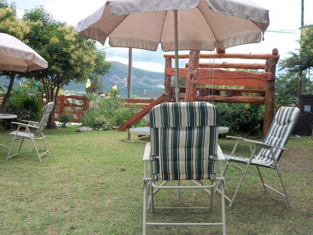Cabanas El Dominador La Falda Esterno foto