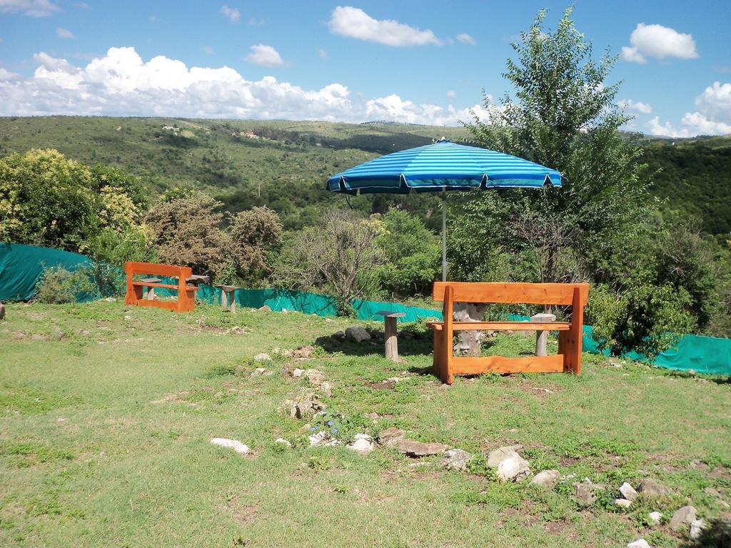 Cabanas El Dominador La Falda Esterno foto
