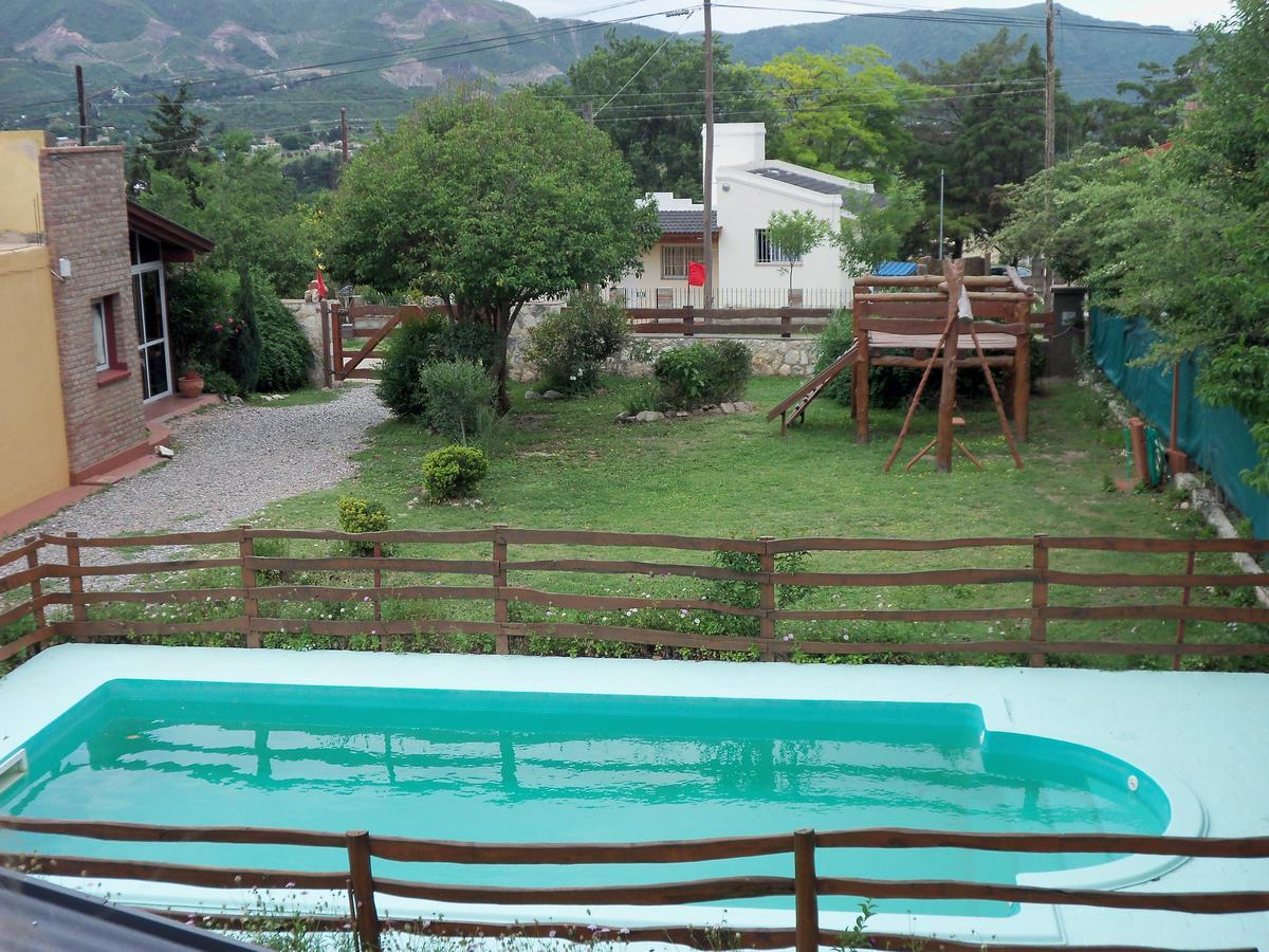 Cabanas El Dominador La Falda Esterno foto